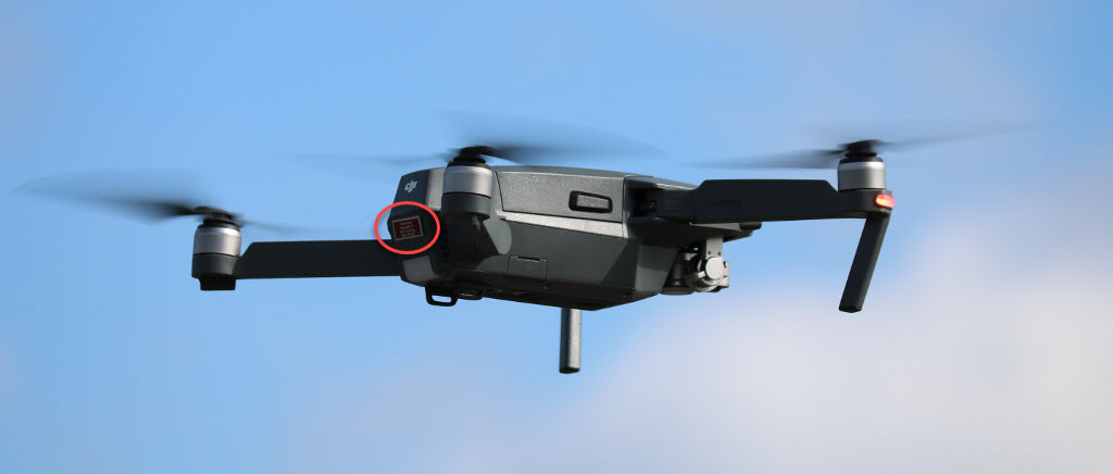 Kennzeichnungsplakette am DJI Mavic Pro